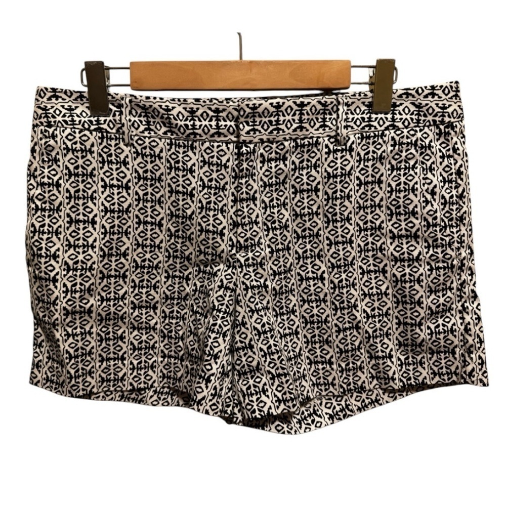 Banana Republic Women’s Black White Chico 5 In Inseam Shorts Sz 10